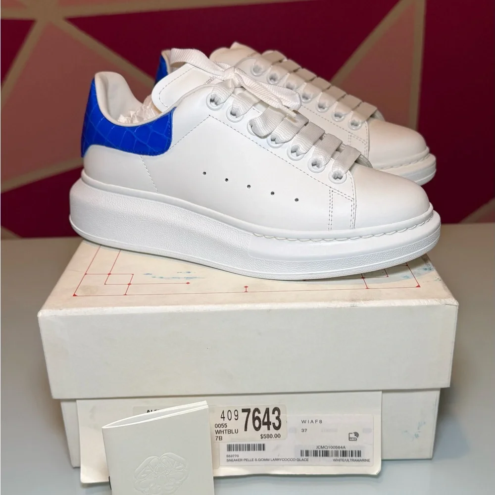 Alexander McQueen Women Oversized Sneakers - White and Blue - Picture 3 of 11